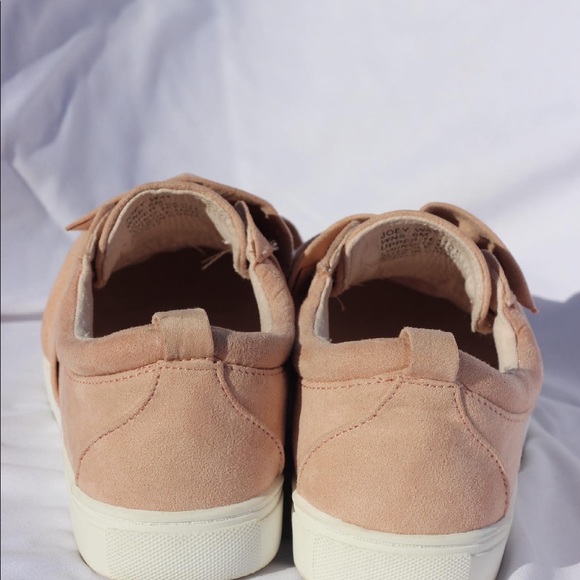 Sneakers by Kenneth Cole - Picture 4 of 4